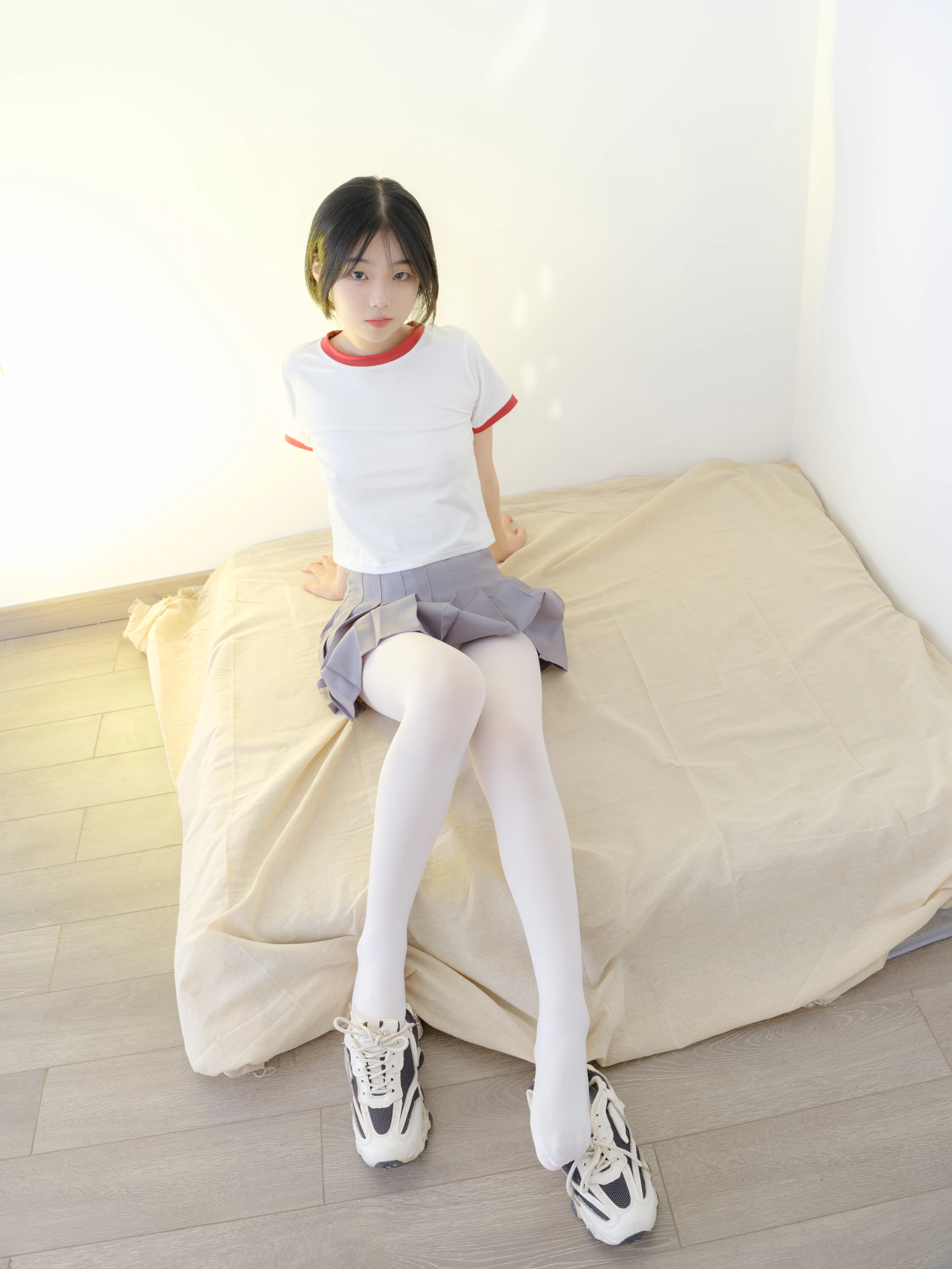 森萝财团 内部 小樱 02E 4K [121P 1V]插图